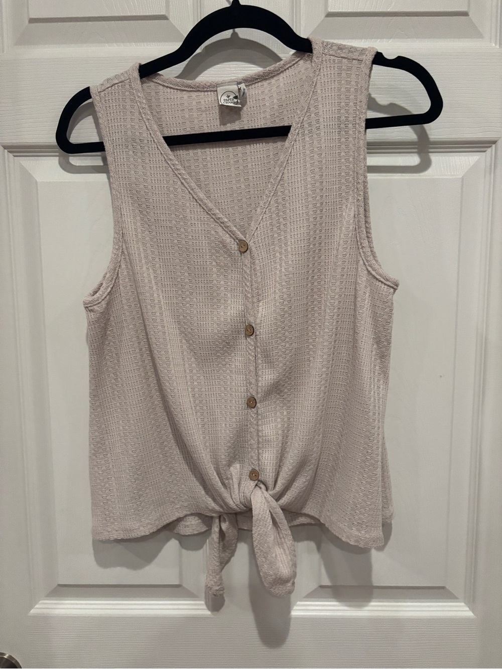 Paper Crane Light Beige Button-Front Tie-Hem Camisole